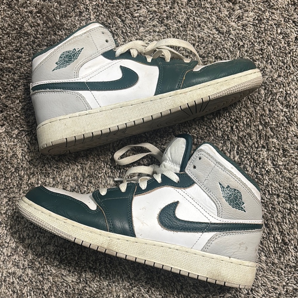 Nike Air Jordan Mid white/sail/neutral/oxidized green